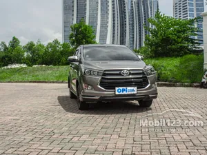2018 Toyota Kijang Innova 2.4 Venturer MPV