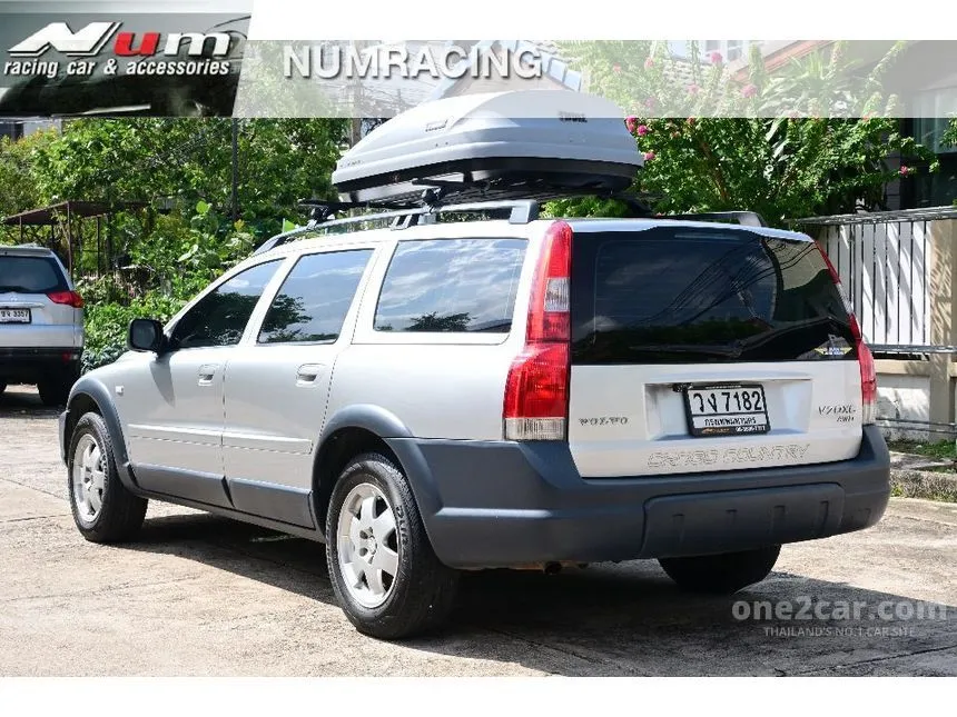 2002 Volvo V70 XC Wagon