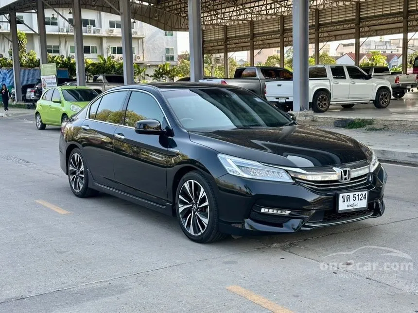 2017 Honda ACCORD Hybrid TECH Sedan