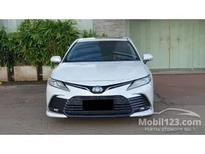 2023 Toyota Camry 2.5 Hybrid Sedan