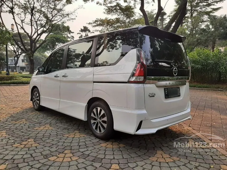 Jual Mobil Nissan Serena 2019 Highway Star 2.0 di Banten Automatic MPV Putih Rp 330.000.000