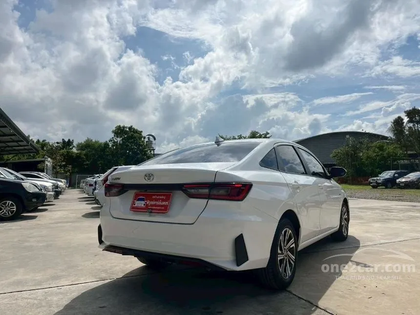 2025 Toyota Yaris Ativ Sport Sedan