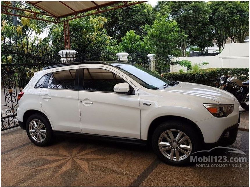 Jual Mobil Mitsubishi Outlander Sport 2013 PX 2.0 di Jual Mobil Mitsubishi Outlander Sport 2013 PX 2.0 di