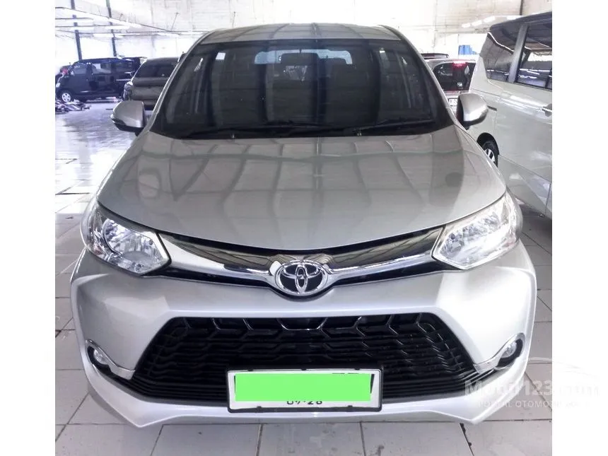 Jual Mobil Toyota Avanza 2018 Veloz 1.3 di Banten Automatic MPV Silver Rp 158.000.000