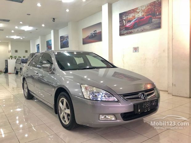 Honda Accord  Mobil  Bekas Baru dijual di Jawa Timur 