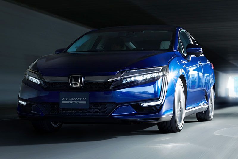 Wuih, Mobil Irit Honda Clarity PHEV Mulai Dijual