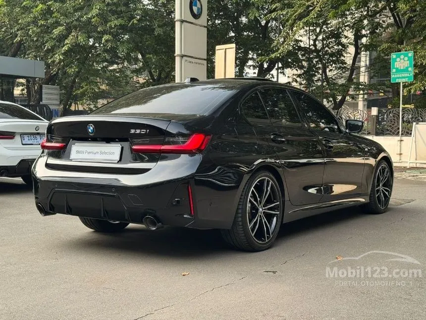 2024 BMW 330i M Sport Pro Sedan