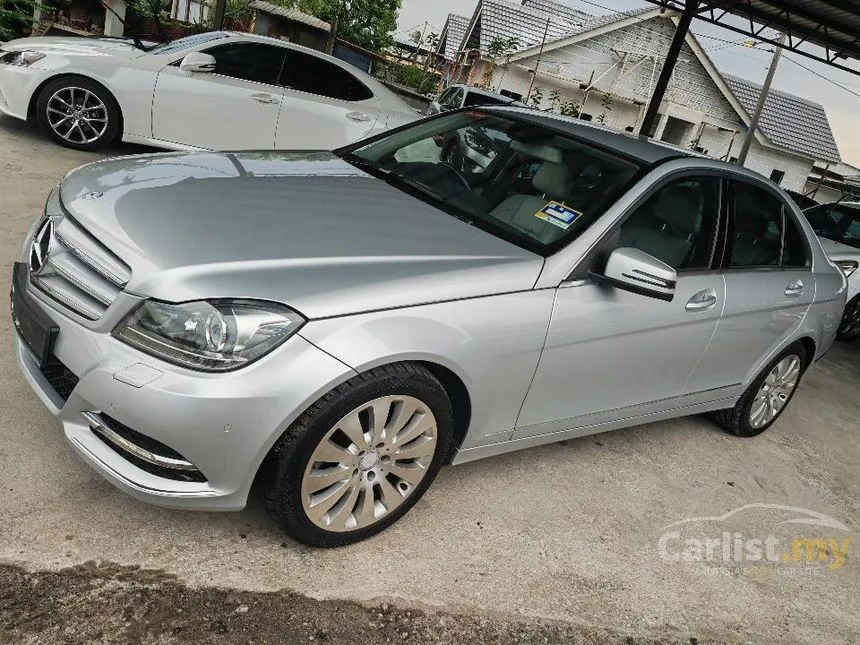 2013 Mercedes-Benz C200 CGI Avantgarde Sedan