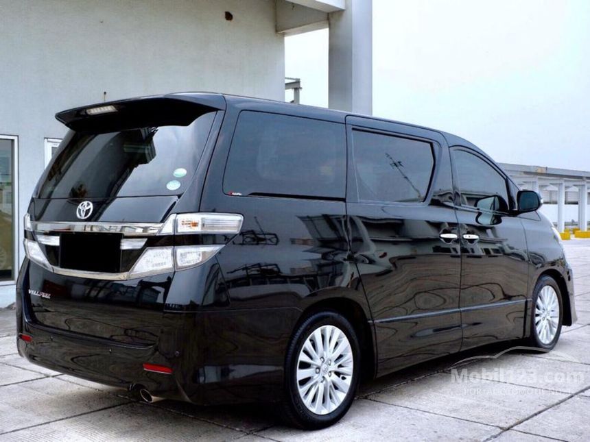 Toyota vellfire 2014