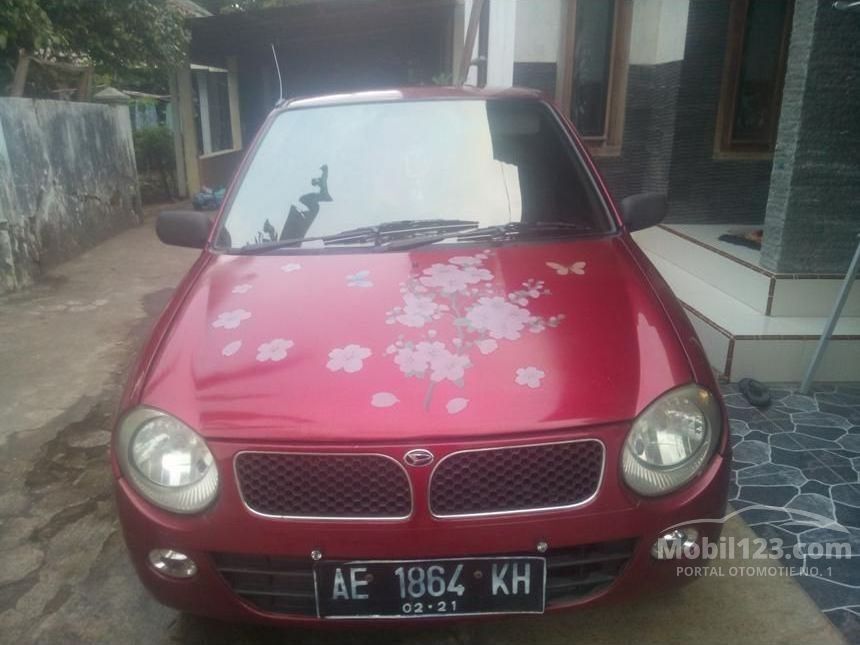 Download Gambar Daihatsu Ceria Tahun 2004 - RIchi Mobil