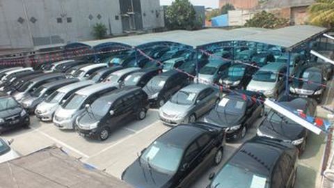 Hati-Hati Beli Mobil Bekas Tabrakan
