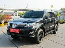 Toyota Fortuner Bensin 2.7 G Lux AT 2011 Hitam a.n Perorangan Mulus Terawat TDP MURAH