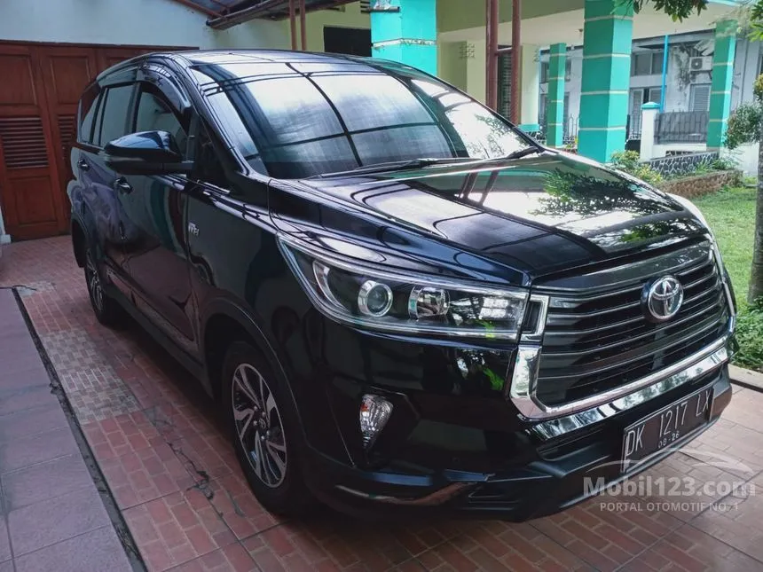 Jual Mobil Toyota Kijang Innova 2021 V Luxury 2.0 di Jawa Barat Manual MPV Hitam Rp 325.000.000