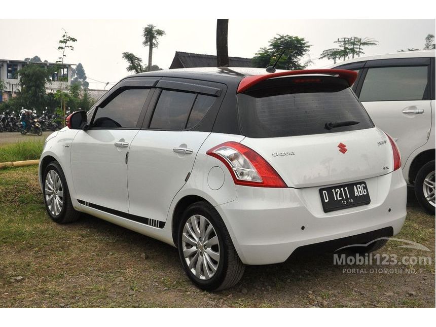 Jual Mobil  Suzuki  Swift  2013 GX 1 4 di Jawa Barat 