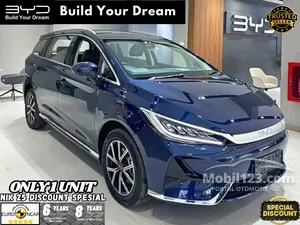 2025 BYD M6 Superior Captain 6 Seater MPV