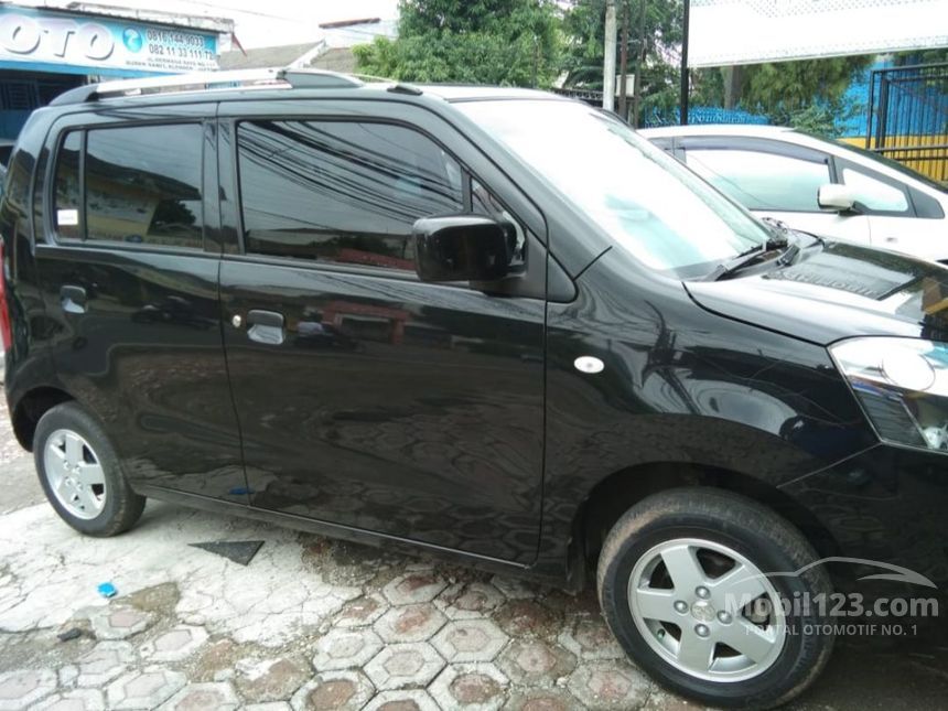 Jual Mobil  Suzuki  Karimun  Wagon  R 2014 GL Wagon  R 1 0 di 