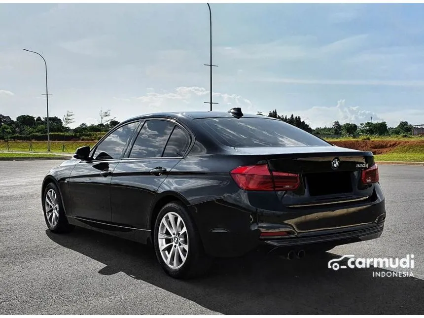 Jual Mobil BMW 320i 2016 Sport 2.0 di Banten Automatic Sedan Hitam Rp ...