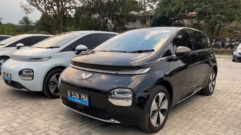 Test Drive Wuling Cloud EV, Suguhi Kenyamanan Maksimal di Rute Jakarta-Bogor