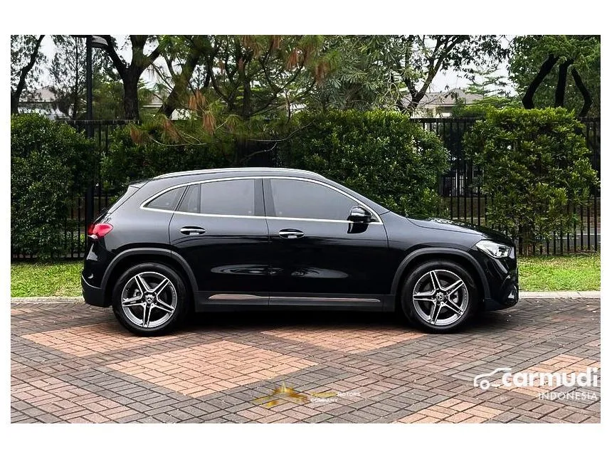 2022 Mercedes-Benz GLA200 AMG Line SUV