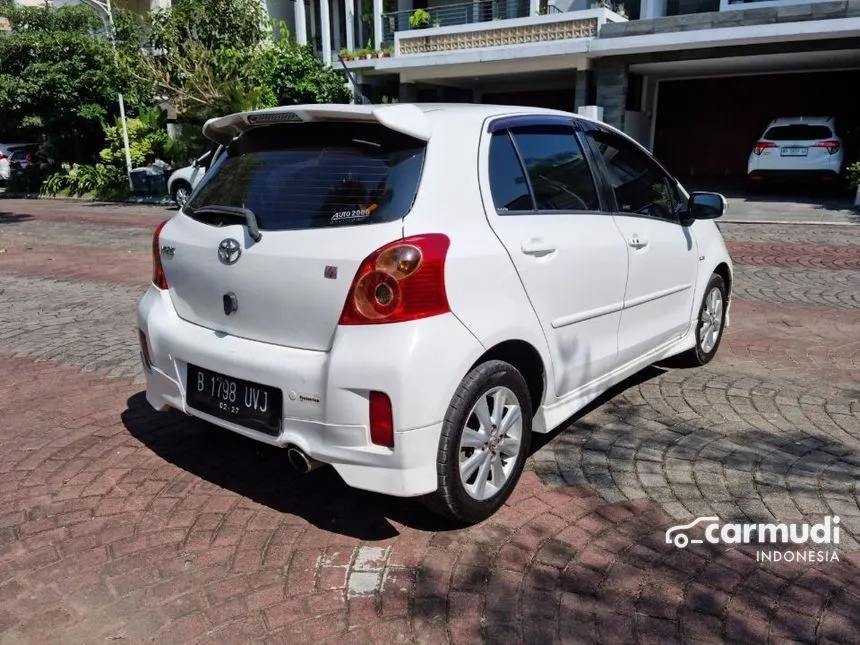 2012 Toyota Yaris S Hatchback