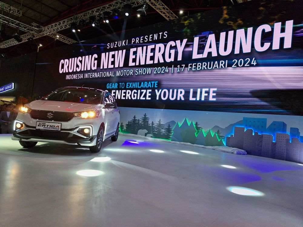 Harga Suzuki Ertiga Cruise Hybrid Rp288-301 Juta! Apa Bedanya Varian Ini?