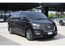 2019 Hyundai H-1 2.5 (ปี 18-24) Deluxe Van