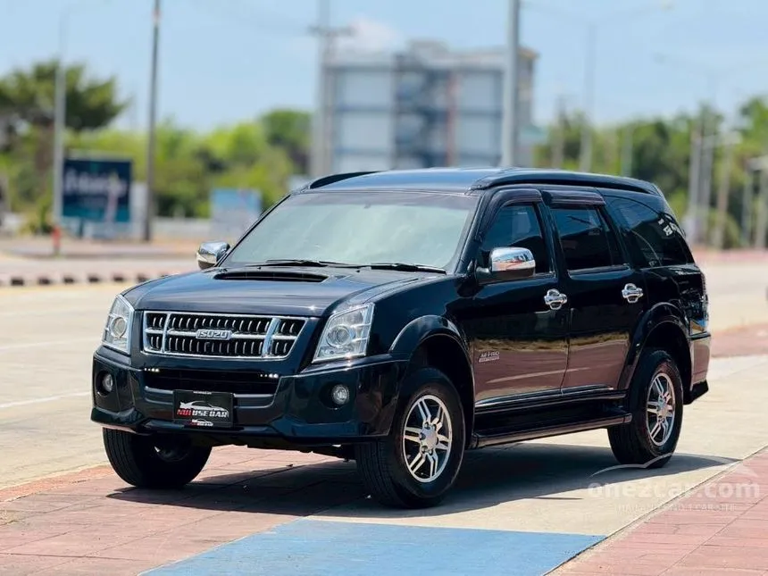 2013 Isuzu MU-7 Choiz SUV