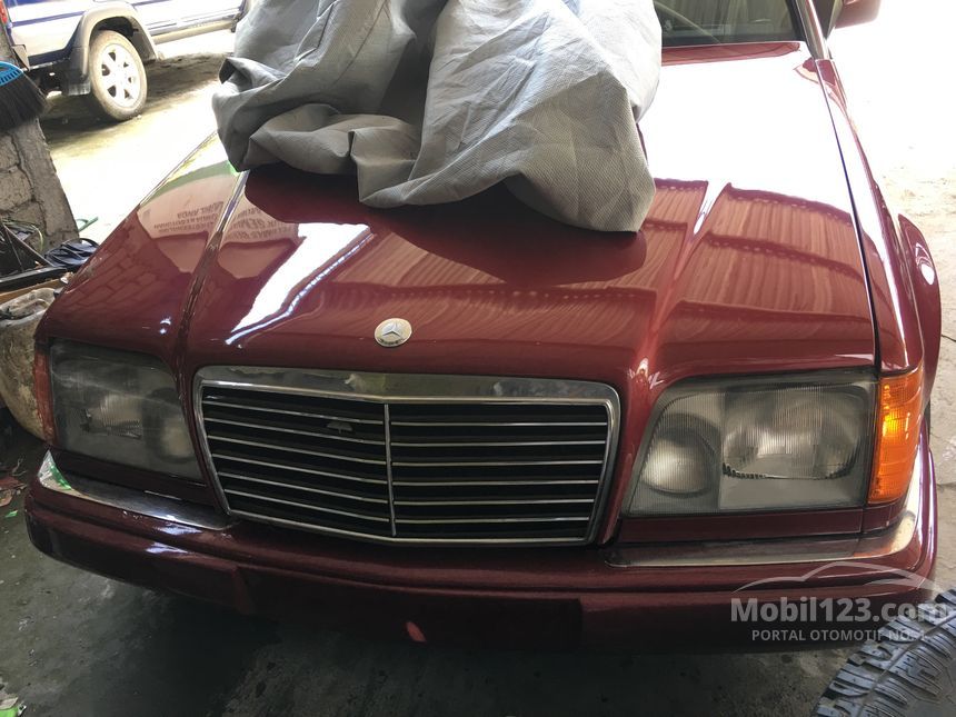 1989 Mercedes-Benz 300CE C124 Others