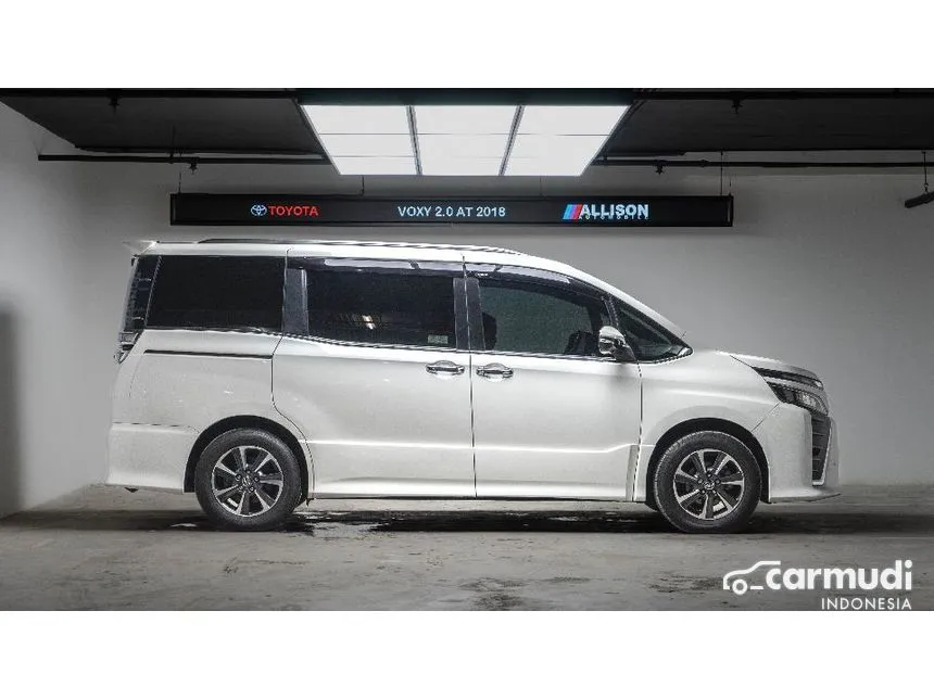 2018 Toyota Voxy Wagon