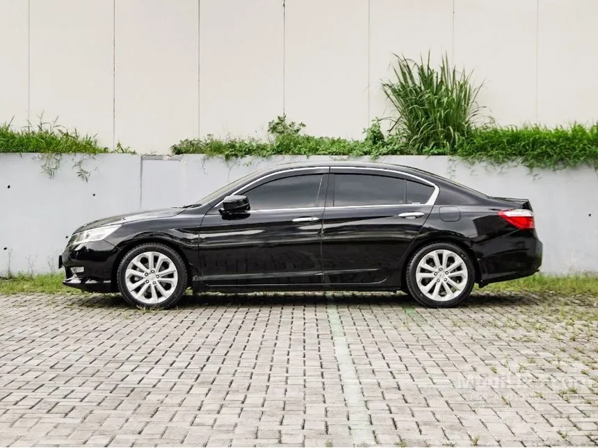 2013 Honda Accord VTi-L Sedan
