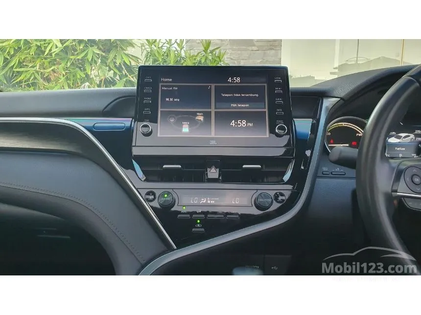 2023 Toyota Camry Hybrid Sedan