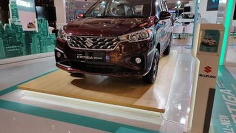 Tampilan Tak Banyak Berubah, Ertiga Hybrid Percaya Diri Lawan Avanza & Xenia?