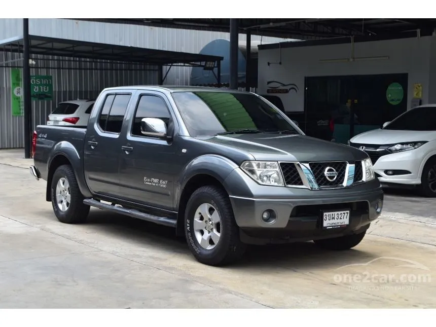 2008 Nissan Frontier Navara LE Double Cab Pickup