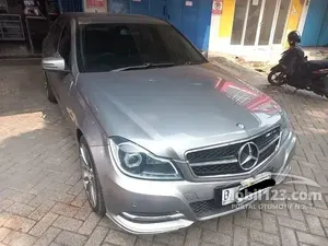 2011 Mercedes-Benz C200 1.8 CGI Sedan
