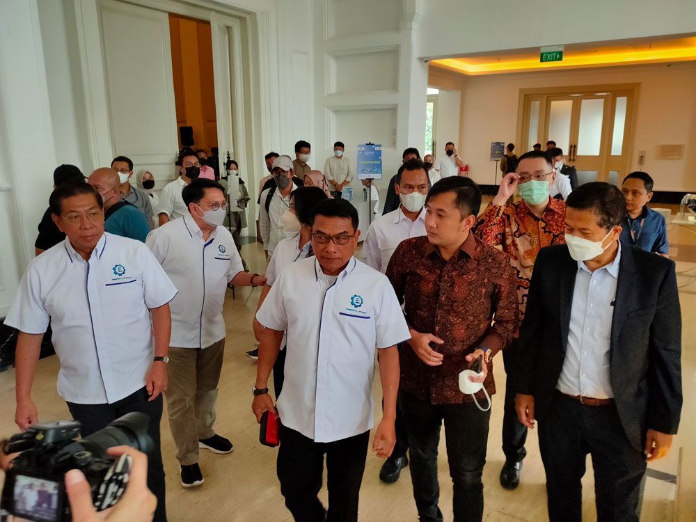 Gelar Pameran Mobil Listrik PEVS 2022, Moeldoko: BBM Naik, Siapa Takut?