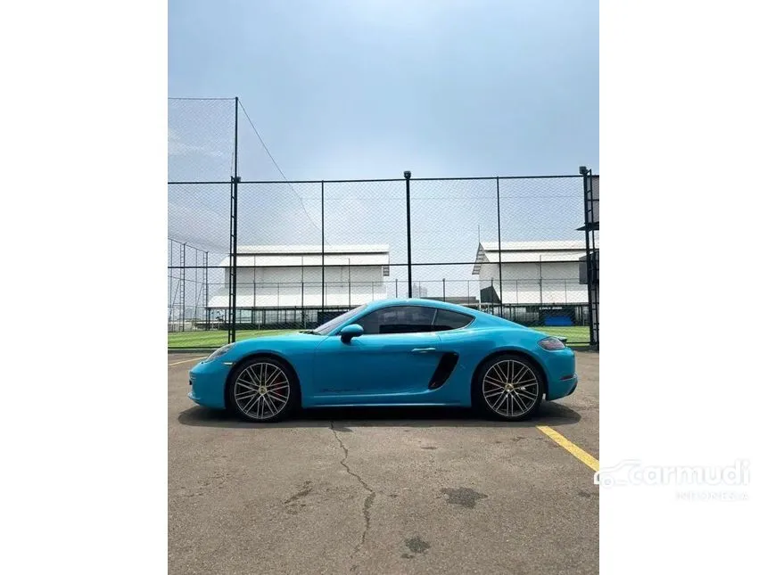2017 Porsche 718 Cayman S Coupe