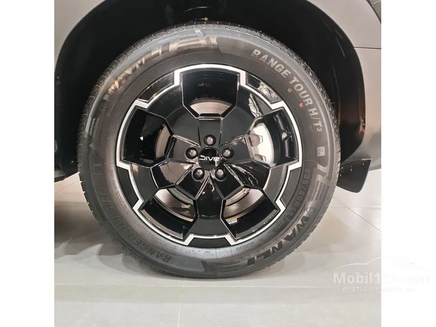 2025 BAIC BJ30 HEV FWD SUV