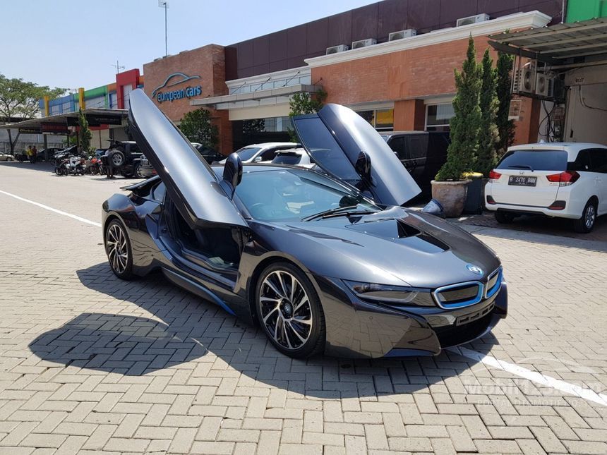 2016 BMW i8 Coupe