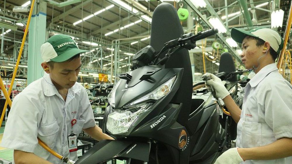 Skutik Irit Honda  BeAT  Street Tambah 1 Warna  Baru  Motor  