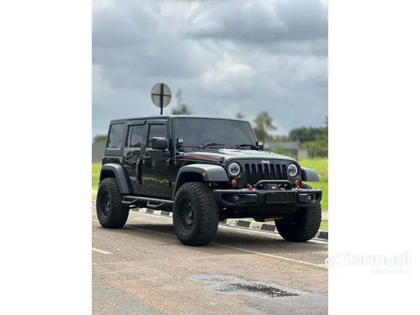 2014 Jeep Wrangler Sahara Unlimited 4 Door SUV