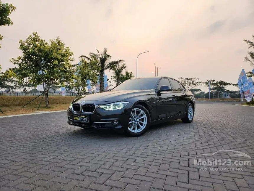 Jual Mobil BMW 320i 2016 Sport 2.0 di DKI Jakarta Automatic Sedan Hitam Rp 359.000.000