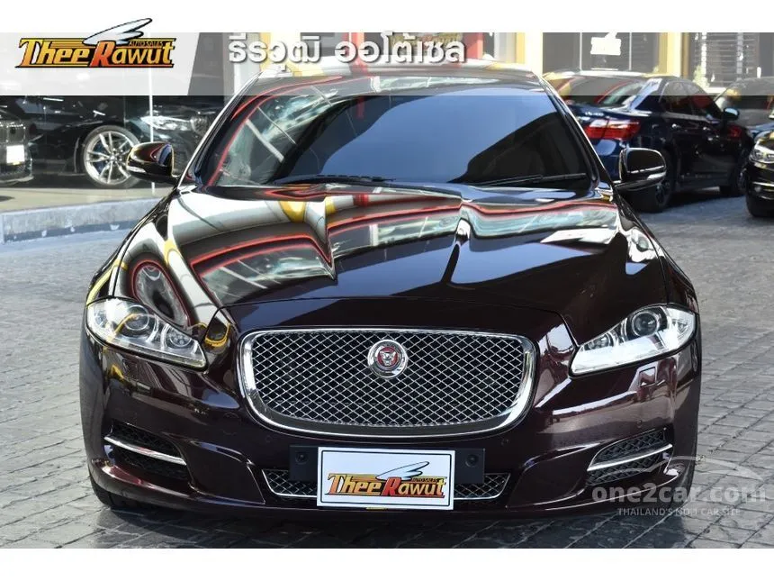2014 Jaguar XJ Premium Luxury Sedan