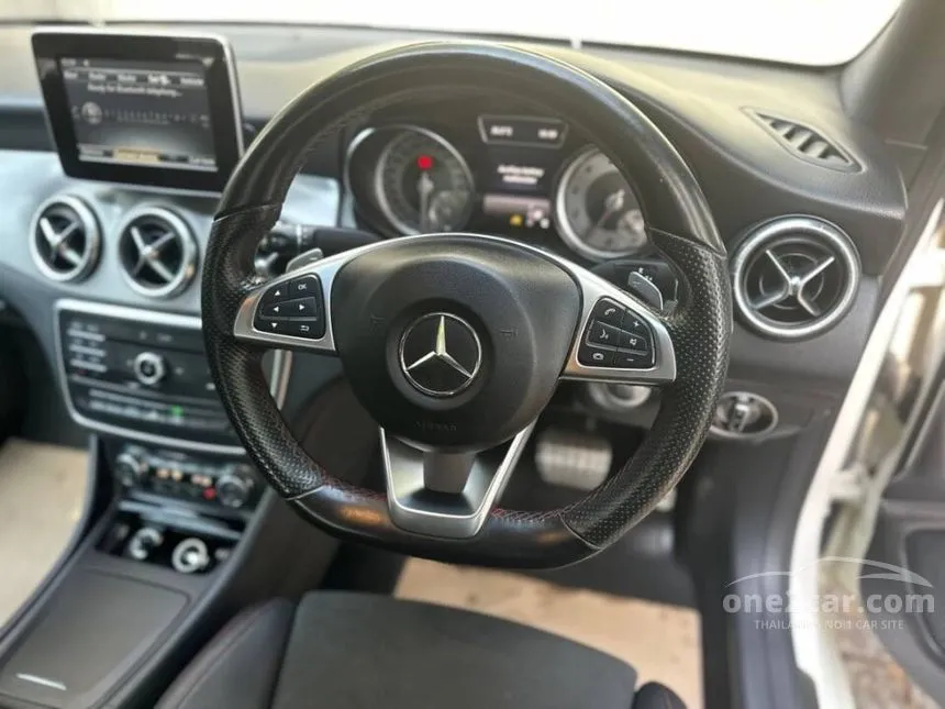 2017 Mercedes-Benz CLA250 AMG Dynamic Sedan