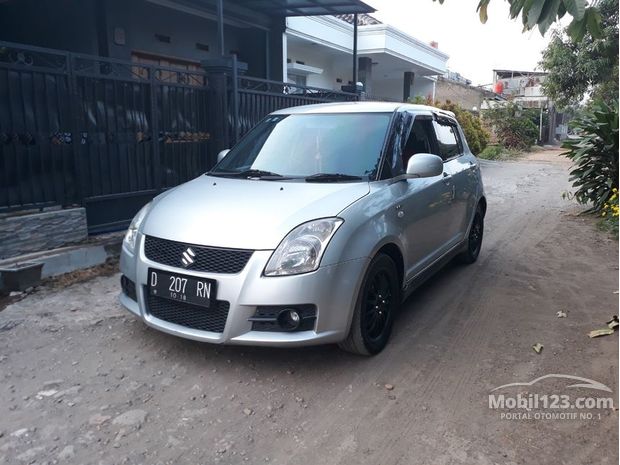 Suzuki Swift GT2 Mobil bekas dijual di Indonesia - Dari 24 