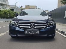 2016 Mercedes-Benz E250 2.0 Avantgarde Special Colour Low Km Record Very Good Condition Sedan