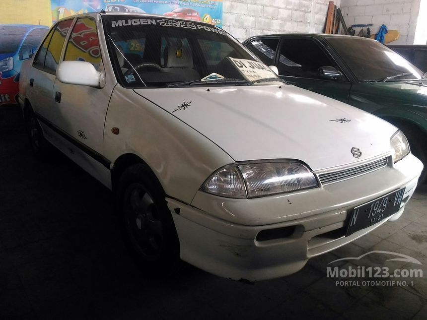 Jual Mobil  Suzuki  Esteem  1993  1 3 di Jawa Timur Manual 