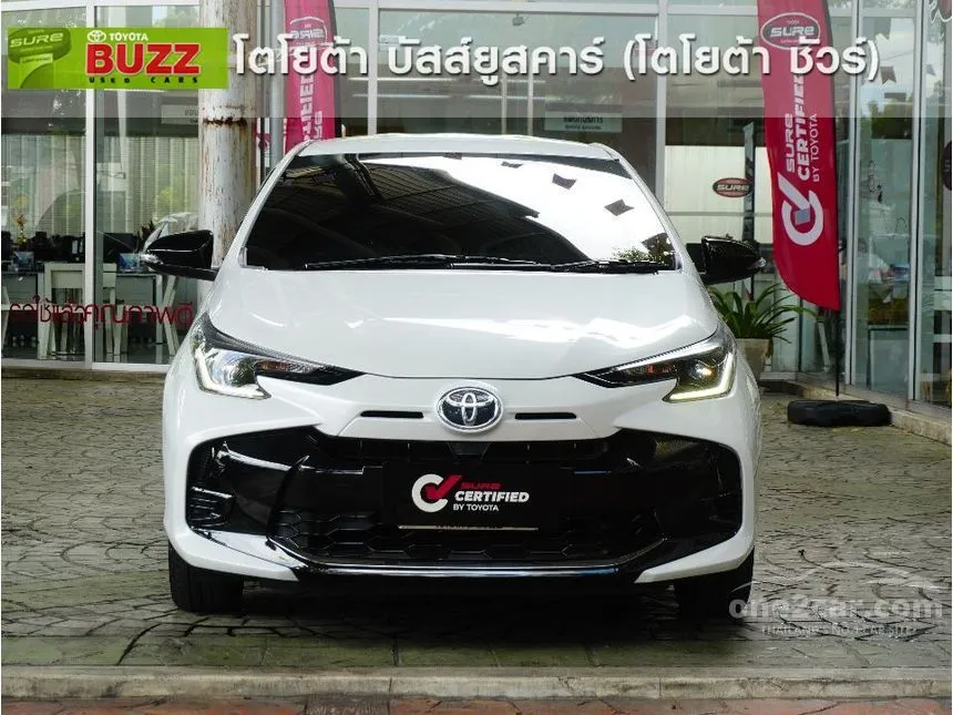 2024 Toyota YARIS Smart Hatchback