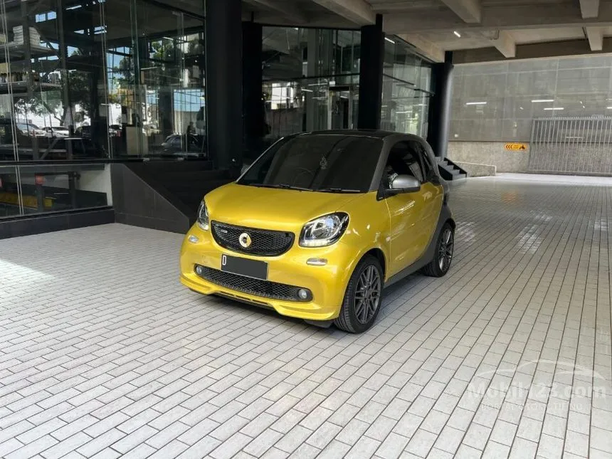 2017 smart fortwo Brabus Coupe