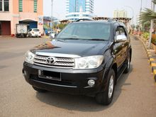 Fortuner G AT 2011 Diesel Hitam metalik