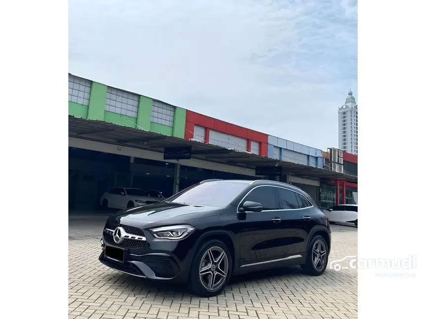 2023 Mercedes-Benz GLA200 AMG Line SUV